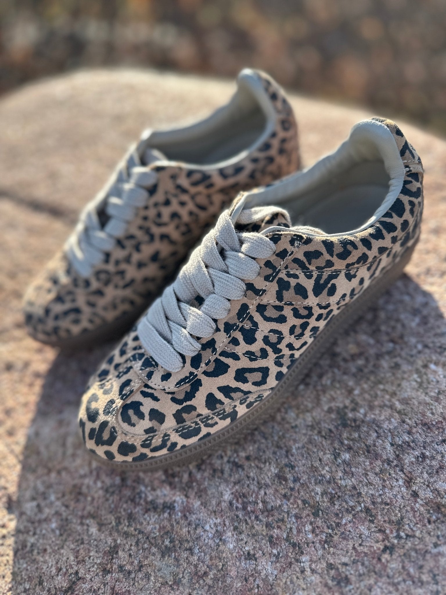 Sofie Schnoor leopard sneakers