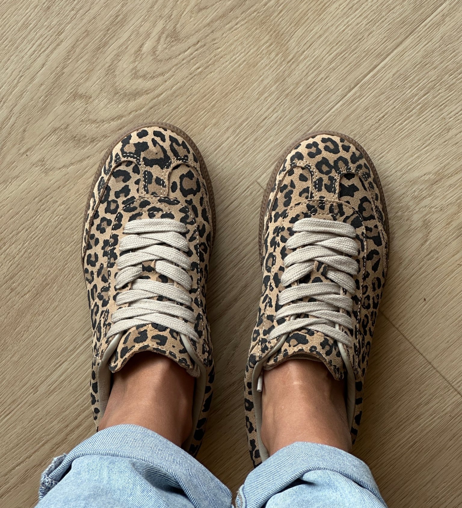 Sofie Schnoor leopard sneakers