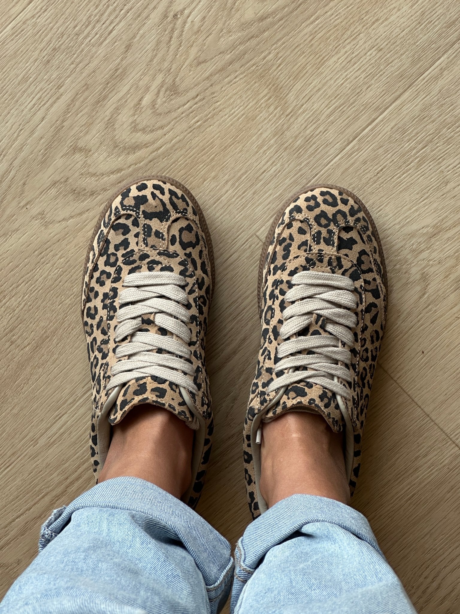 Sofie Schnoor leopard sneakers